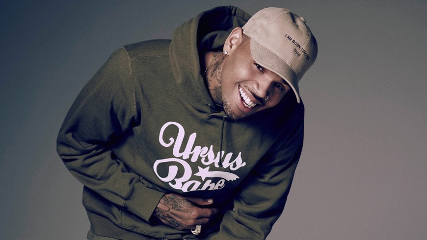 Chris Brown dévoile le clip de Go Crazy avec Young