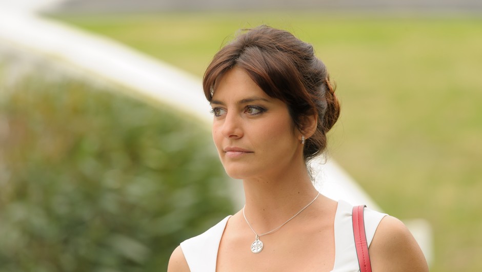 Liés Pour La Vie le roman de Laëtitia Milot adapté pour TF1
