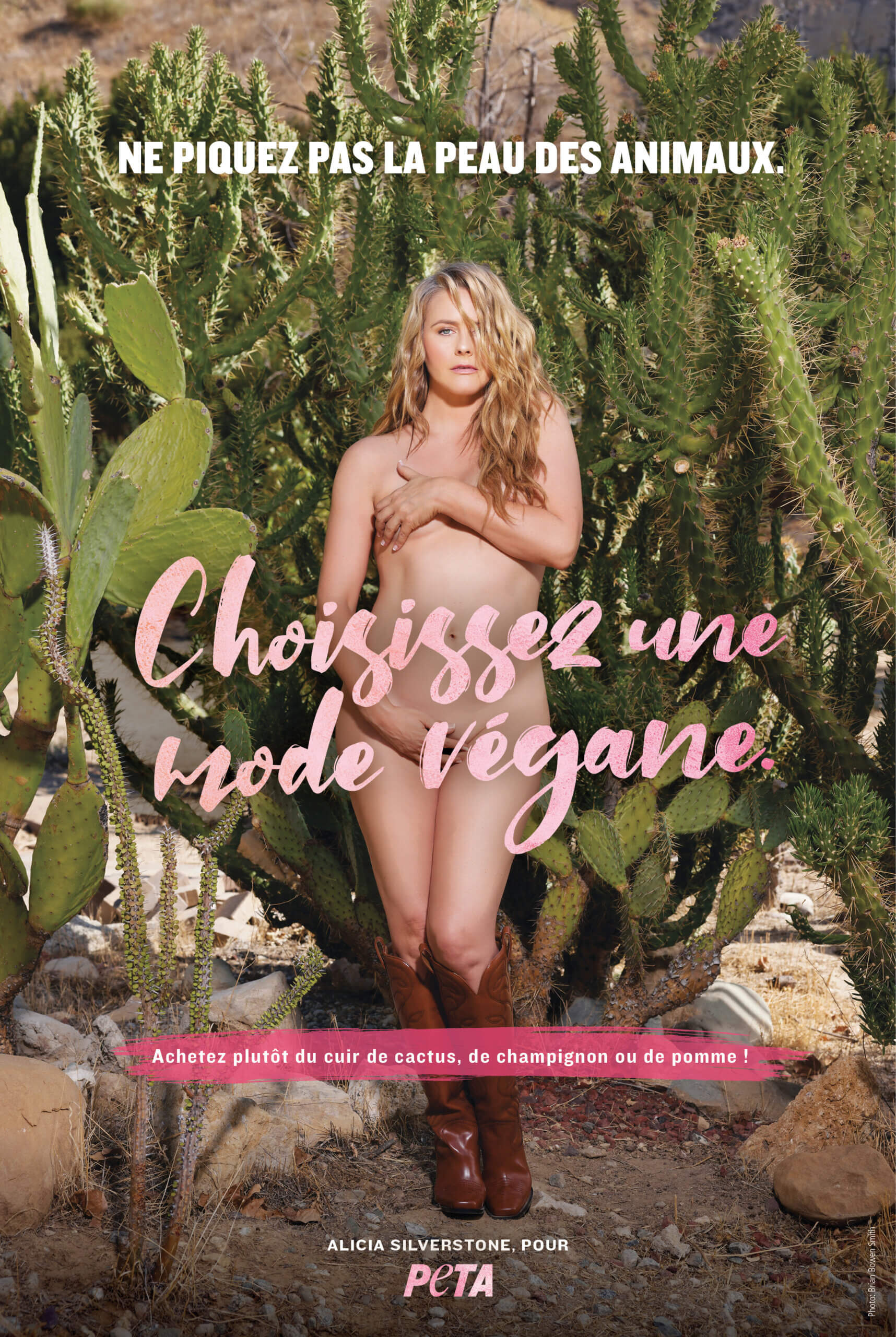 Alicia Silverstone se met à nu dans une nouvelle campagne de PETA