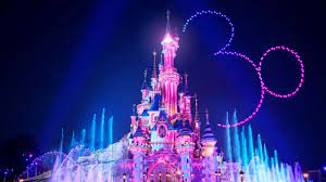Licenciement d&rsquo;un Cast Member à Disneyland Paris : Un Coup de Semonce envers les Grévistes ?