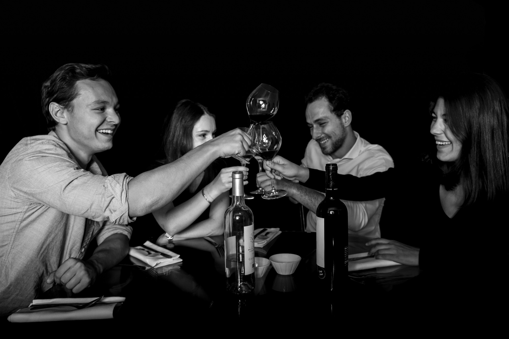 L&rsquo;expérience sensorielle inédite des diners « Dans le noir ? » débarque à Marseille