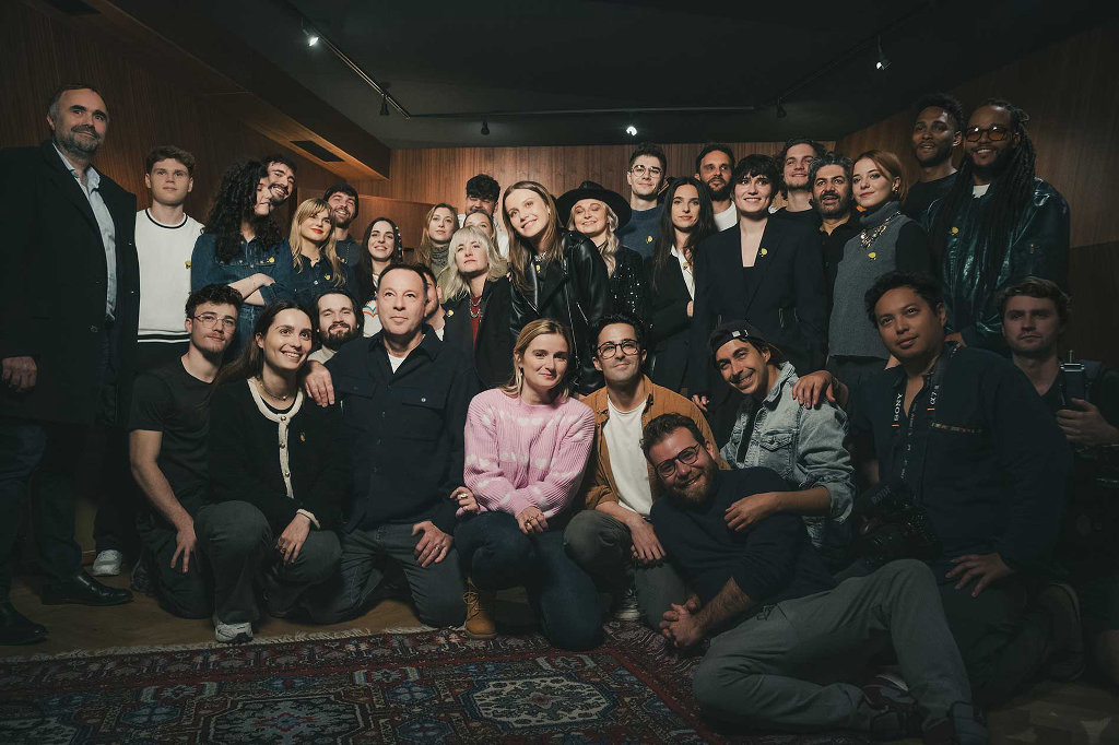 « Les P&rsquo;tits Soleils » : 28 jeunes artistes s&rsquo;unissent pour les Pièces Jaunes