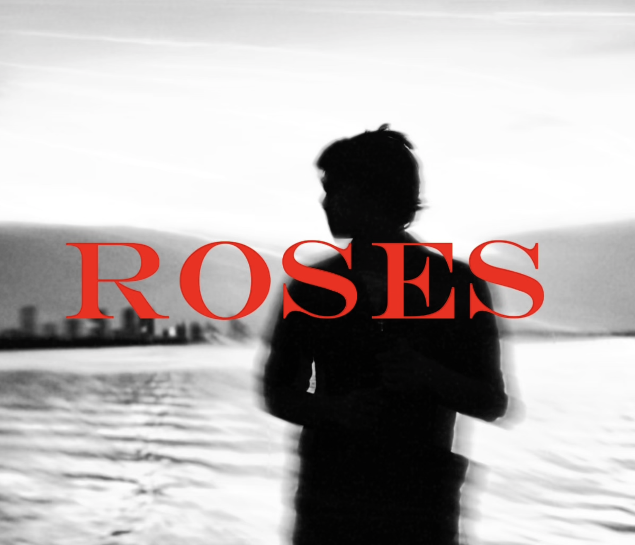 Simón dévoile « Roses » : un hymne à la libération après une rupture