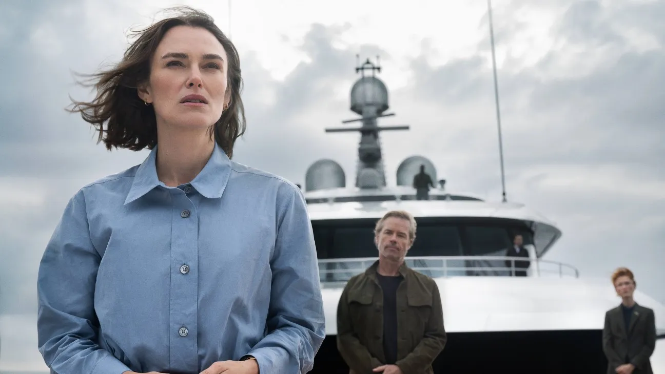 Keira Knightley face au mystère dans le thriller psychologique “The Woman in Cabin 10” sur Netflix
