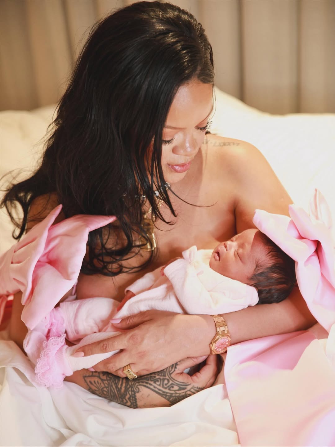 Rihanna et A$AP Rocky annoncent la naissance de leur fille Rocki Irish Mayers