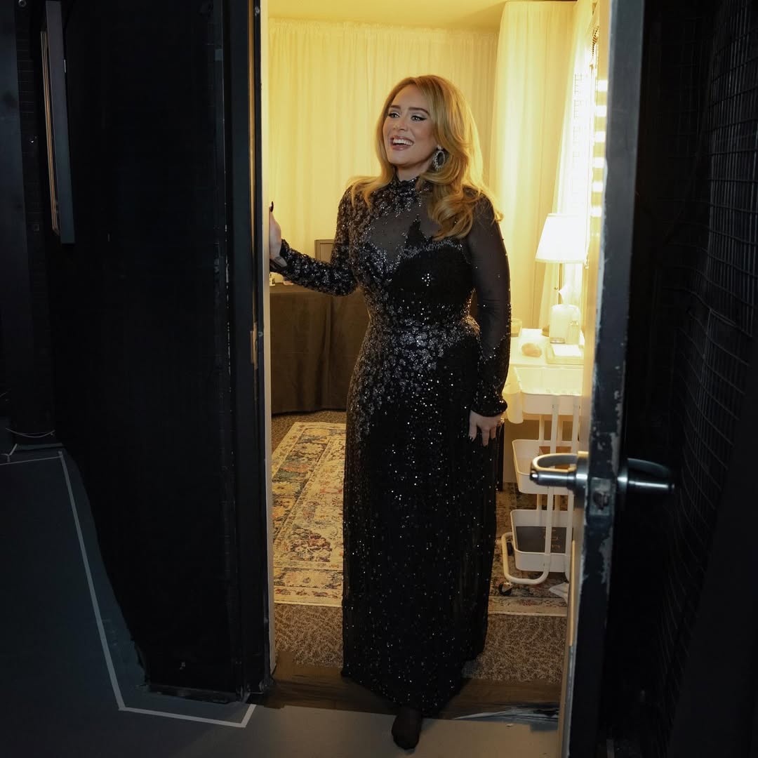 Adele approchée pour le Super Bowl 2026 : la chanteuse britannique au cœur des rumeurs et elle n&rsquo;est pas la seule…