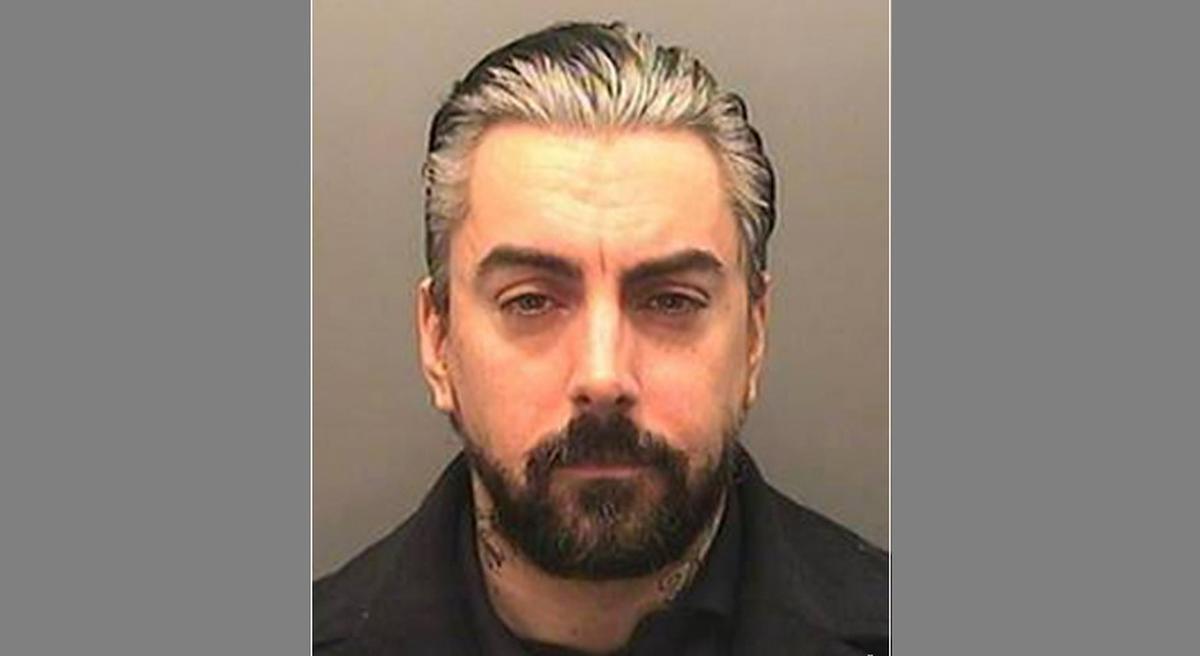 Mort de Ian Watkins : Arrêté pour pédophilie, l’ex-chanteur de Lostprophets, a été tué en prison