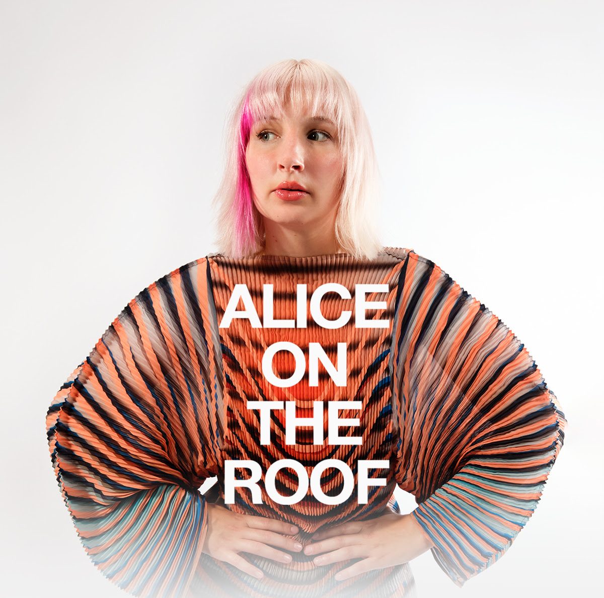 Alice on the Roof se dévoile avec son nouveau single « Miroir, miroir »