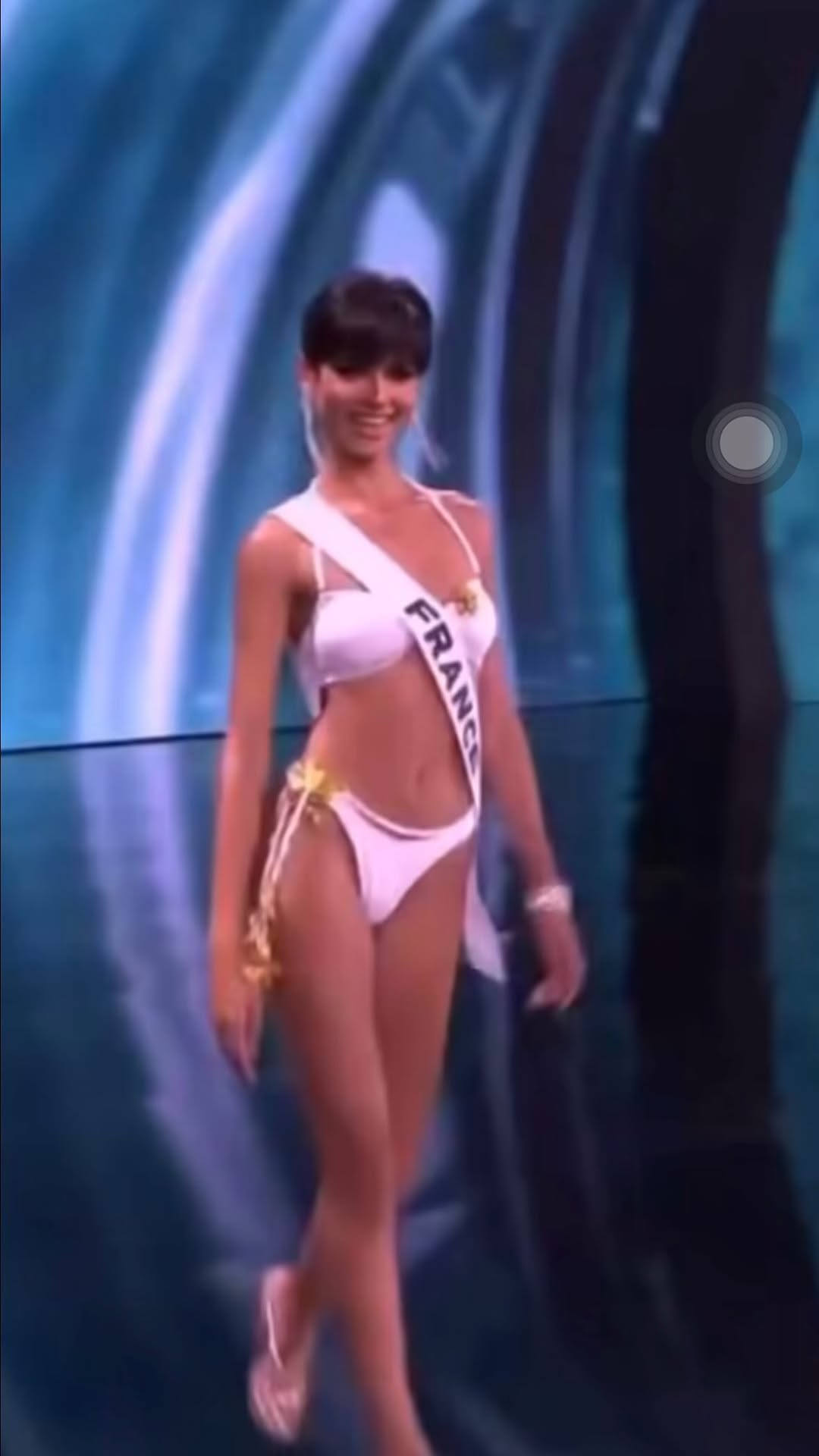 Ève Gilles sort du silence après Miss Univers 2025 et évoque son avenir