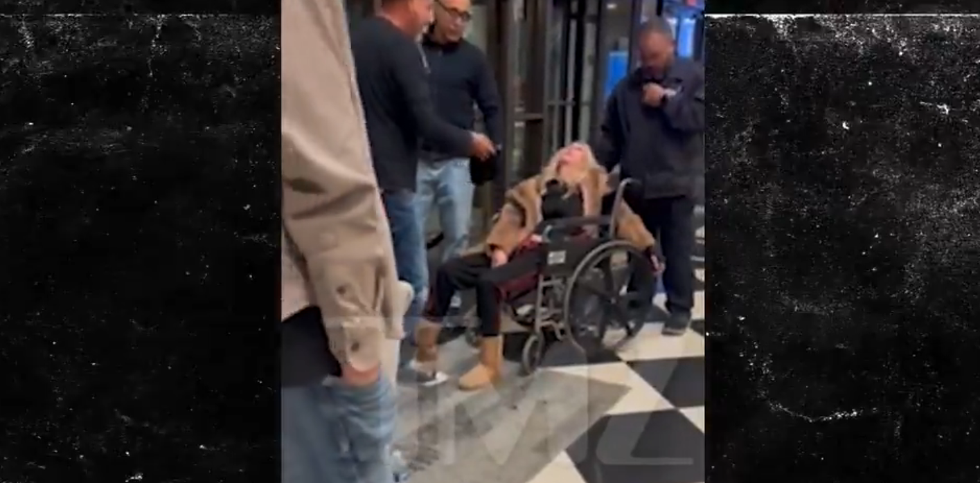 Tara Reid hospitalisée : l’actrice affirme avoir été droguée dans un hôtel près de Chicago (VIDEO)