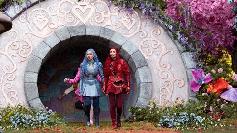 Descendants: Wicked Wonderland : Un premier aperçu d’un nouveau défi à Wonderland&nbsp;(VIDEO)
