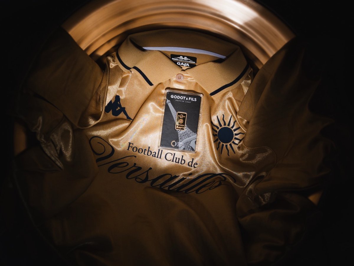 FC Versailles lance des maillots Gold et des lingots d’or à&nbsp;gagner