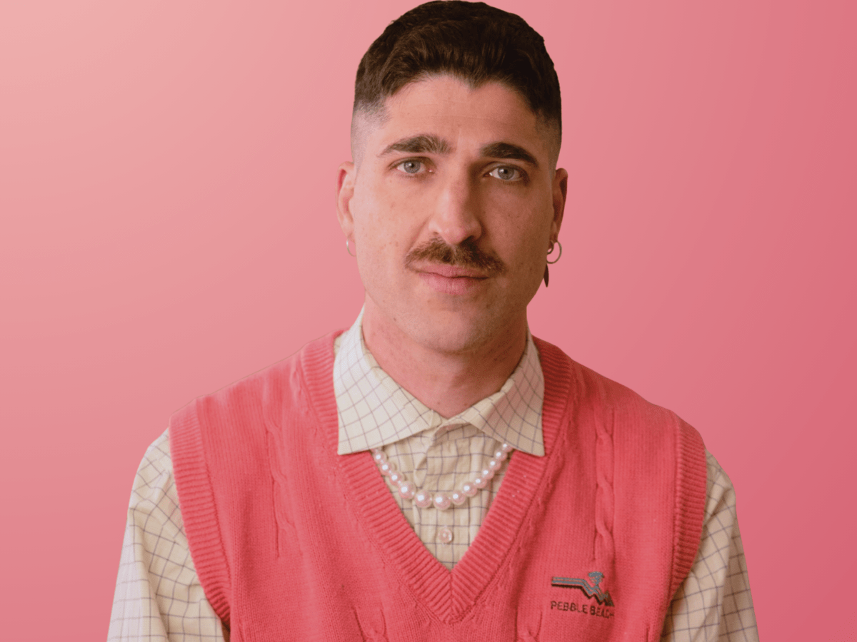 Menni Jab colore le rap français avec « T-shirt rouge&nbsp;»