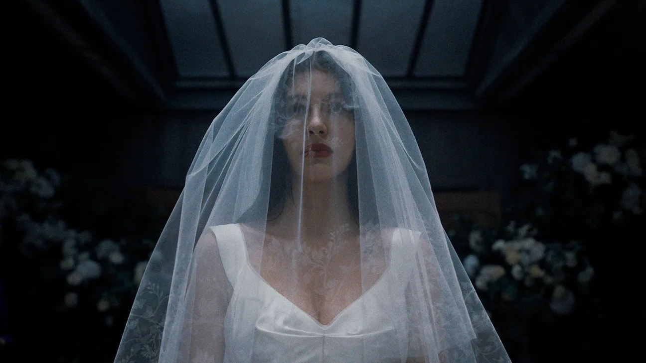 Something Very Bad Is Going to Happen : Netflix explore l’horreur du mariage (Bande-annnonce)