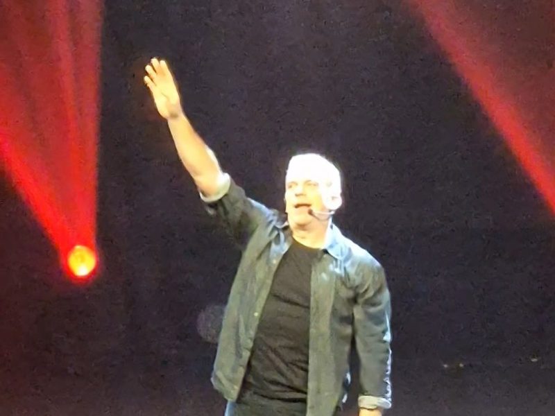 Garou en toute intimité : Un concert entre confidences et émotions à&nbsp;Lille