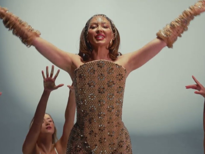 Natasha Hamilton s’affirme en solo avec le clip&nbsp;“Fantasy”