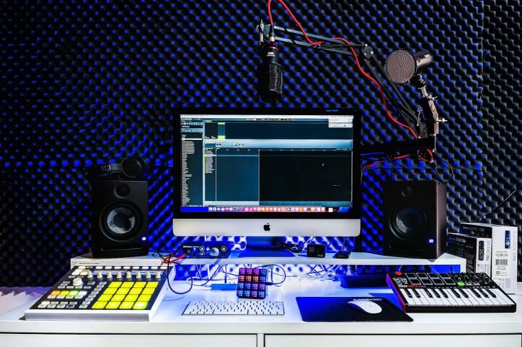 Home studio : bien choisir son micro pour enregistrer voix, rap et podcast en&nbsp;2026