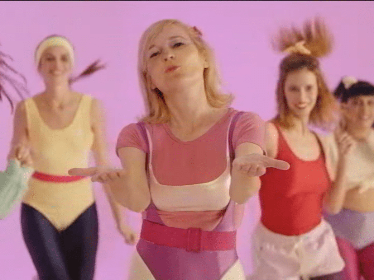 Victorine dévoile “Chausson Pop” et signe l’une des propositions les plus singulières de la nouvelle pop&nbsp;française