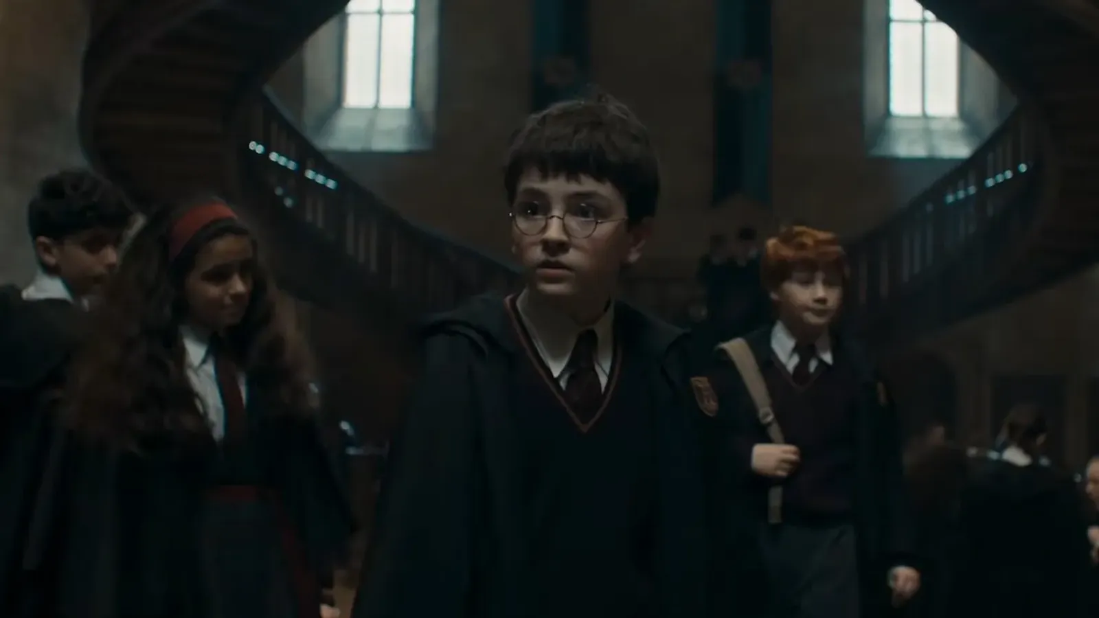 HBO dévoile enfin une scène culte de la série Harry Potter et les premières images affolent déjà les fans