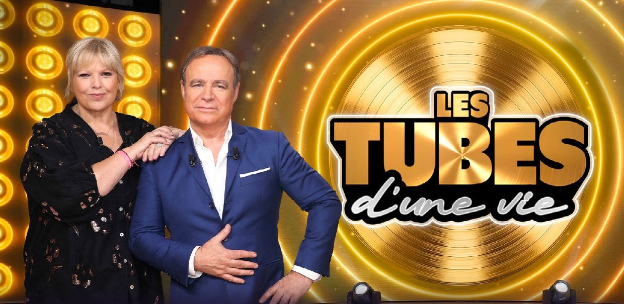 W9 remonte le temps avec « Les Tubes d’une vie » : Laurence Boccolini et Fabien Lecœuvre célèbrent les chansons qui ont marqué des générations