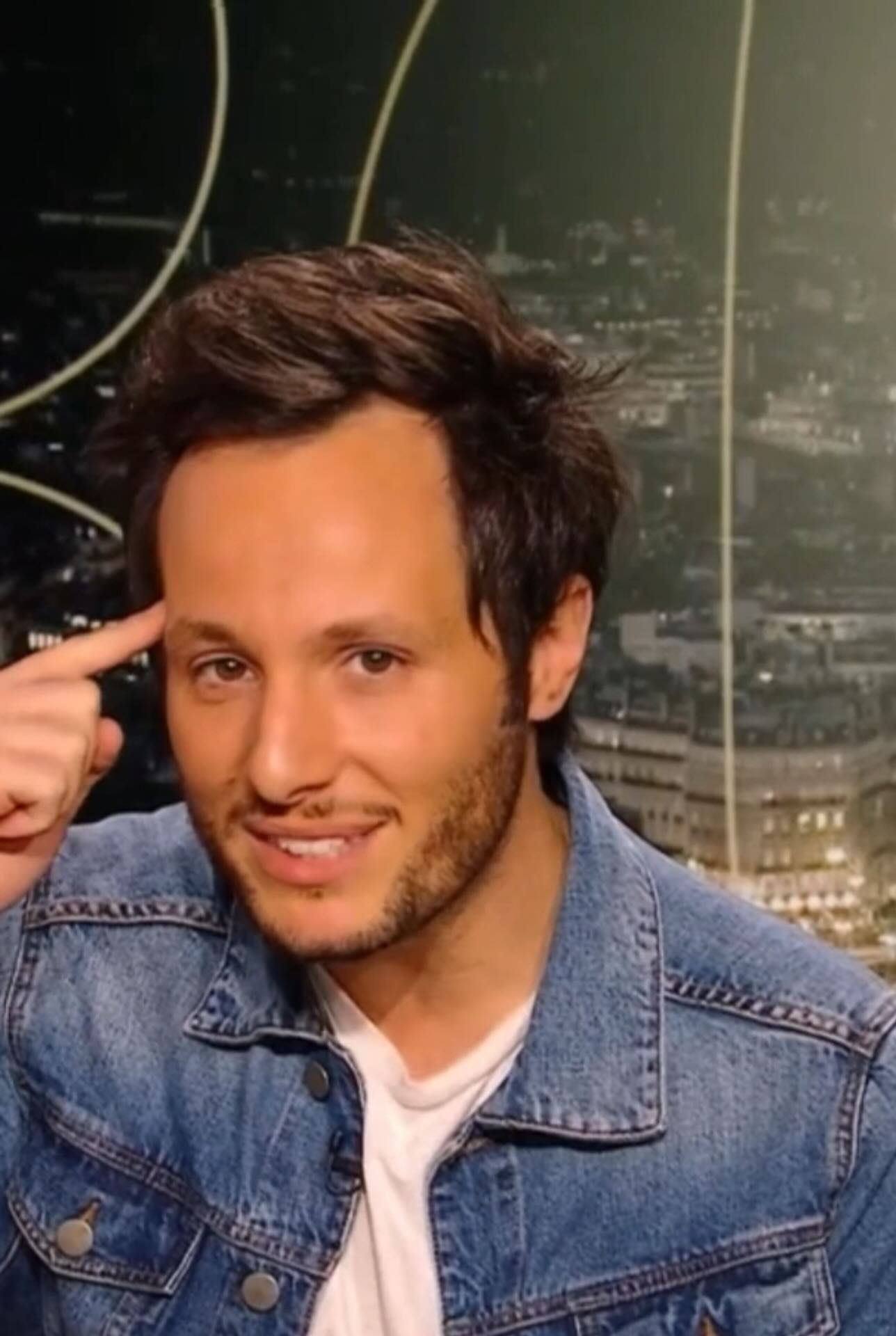 Vianney devient officiellement le parrain de la prochaine Star Academy : il confirme la nouvelle depuis la maternité