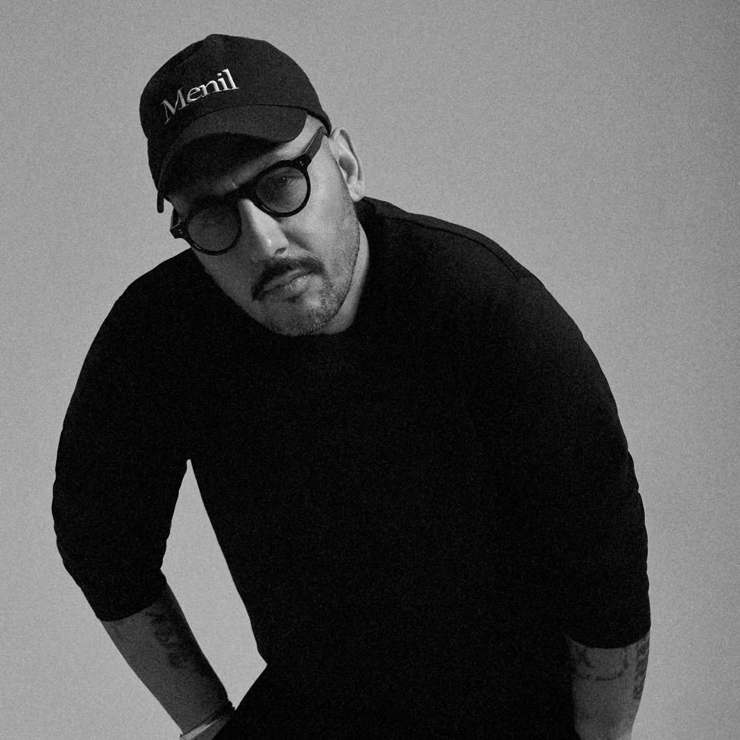 K.Maro est de retour et dévoile Là-bas c&rsquo;est mieux, un nouveau single entre nostalgie et modernité !