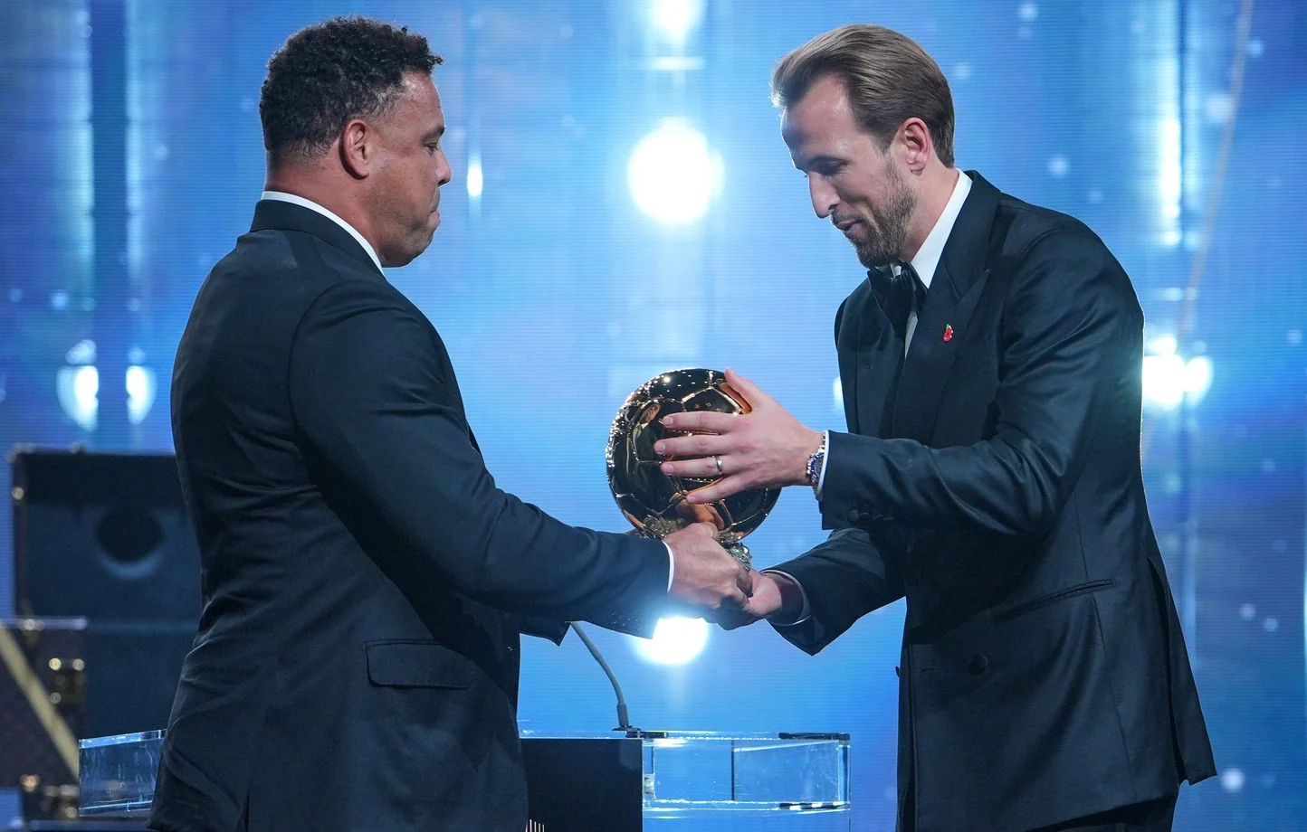 Ballon d&rsquo;Or 2026 : Harry Kane sacré après une saison historique à 73 buts, Mbappé et Yamal battus