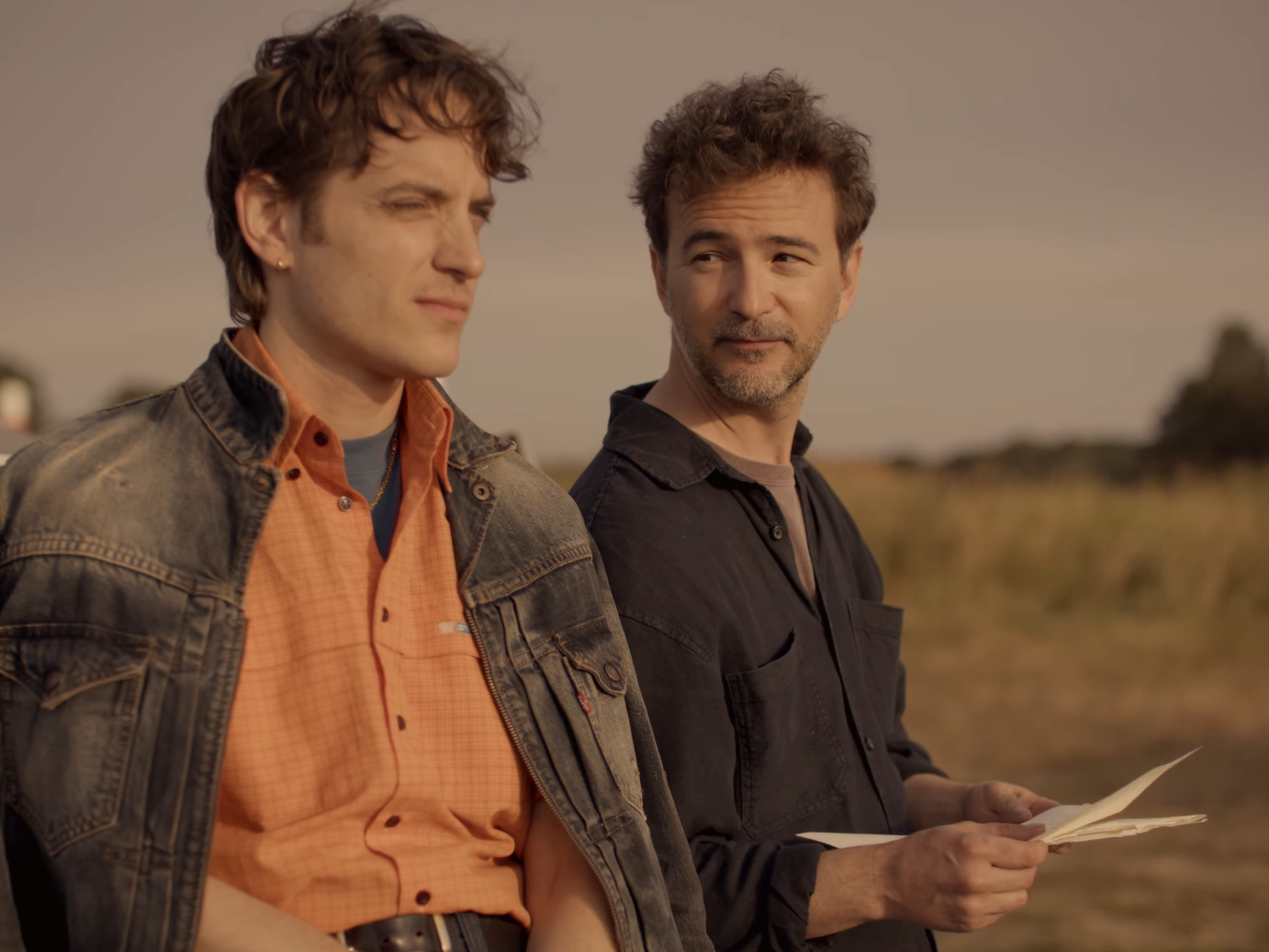 Renan Luce : Vingt ans après La Lettre, le chanteur dévoile une suite inattendue et prépare son grand retour !