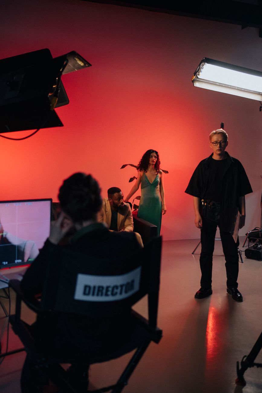 « Terrarium » : Ce film tourne avec de vrais acteurs mais presque aucun décor grâce à l’intelligence artificielle